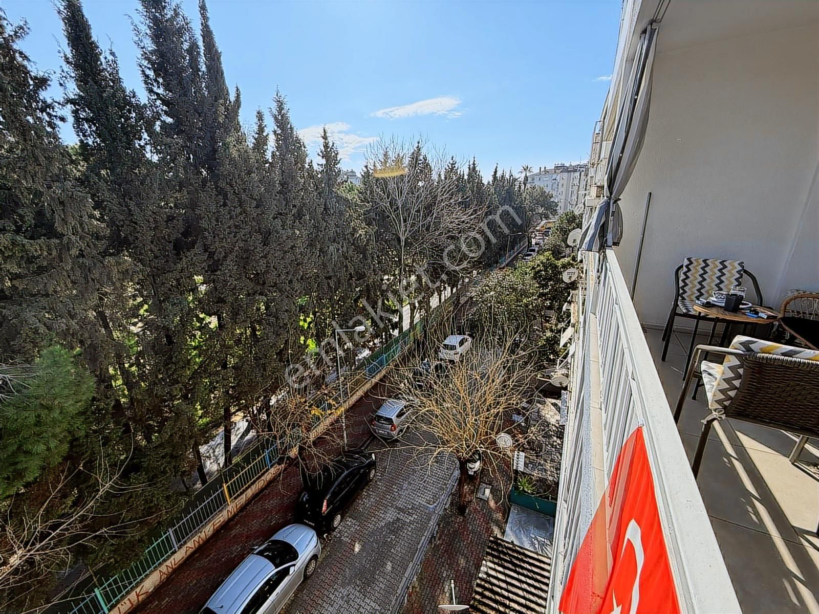 Karşıyaka Bahariye Mahallesi'nde Satılık 3+1 Daire - Görsel 11