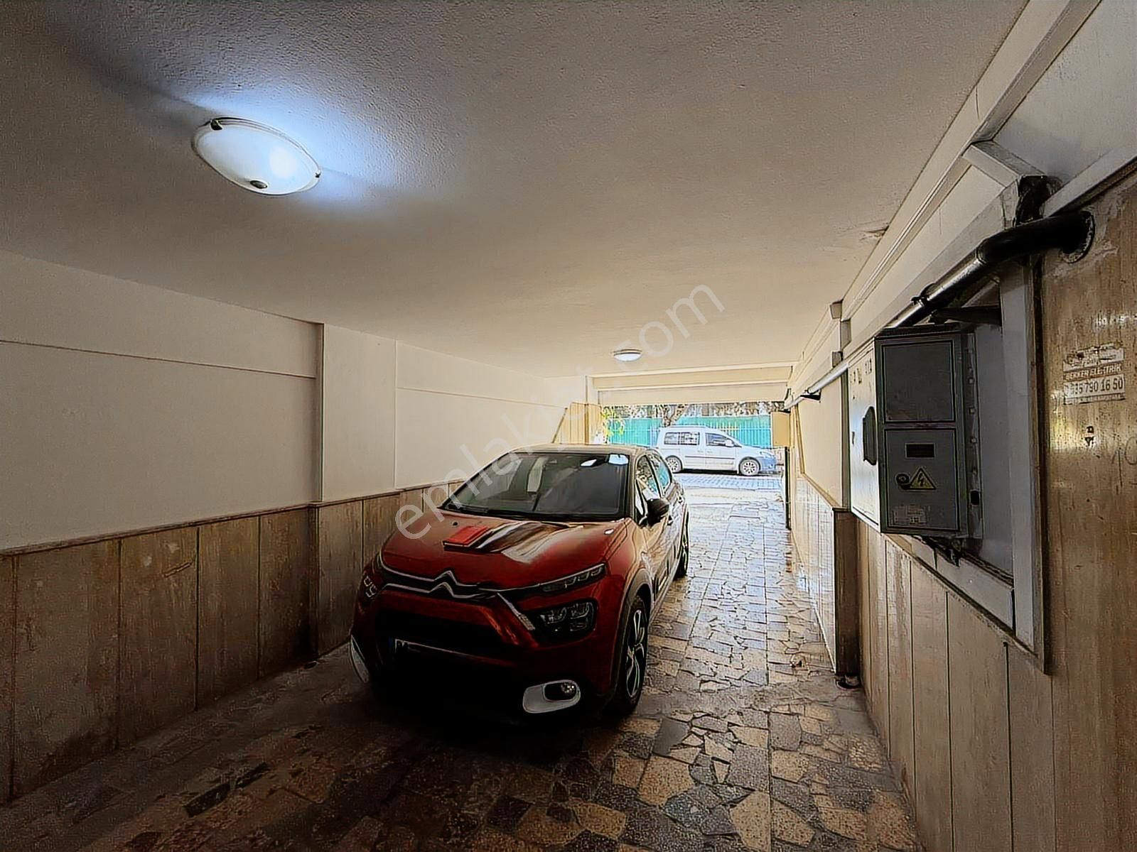 Karşıyaka Bahariye Mahallesi'nde Satılık 3+1 Daire - Görsel 29