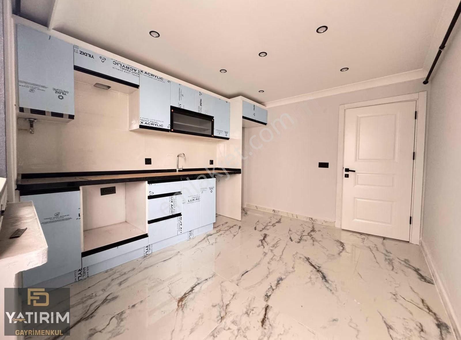 Tuzla Caddesi Yakını 2+1 95 M2 Lüx Fırsat Yüksek Giriş Daire - Görsel 3