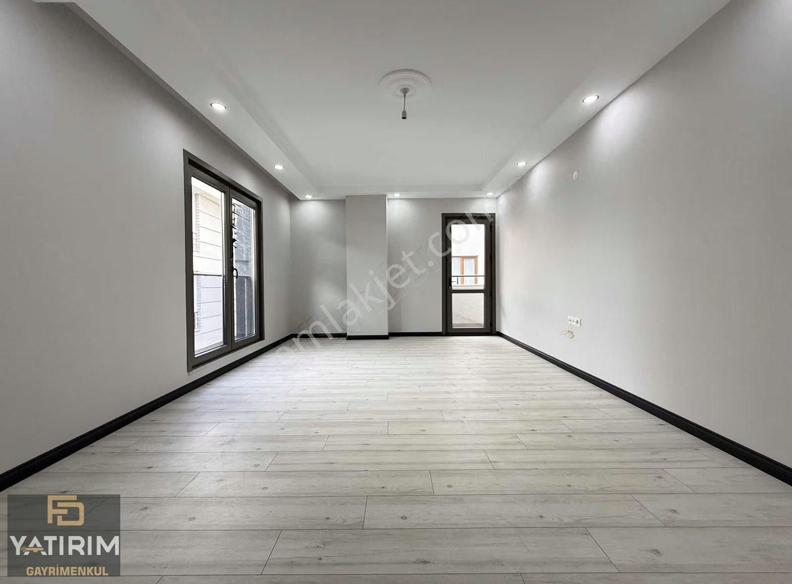 Marmaray Durağı Yakını 3+1 175 M2 Asansörlü Dubleks