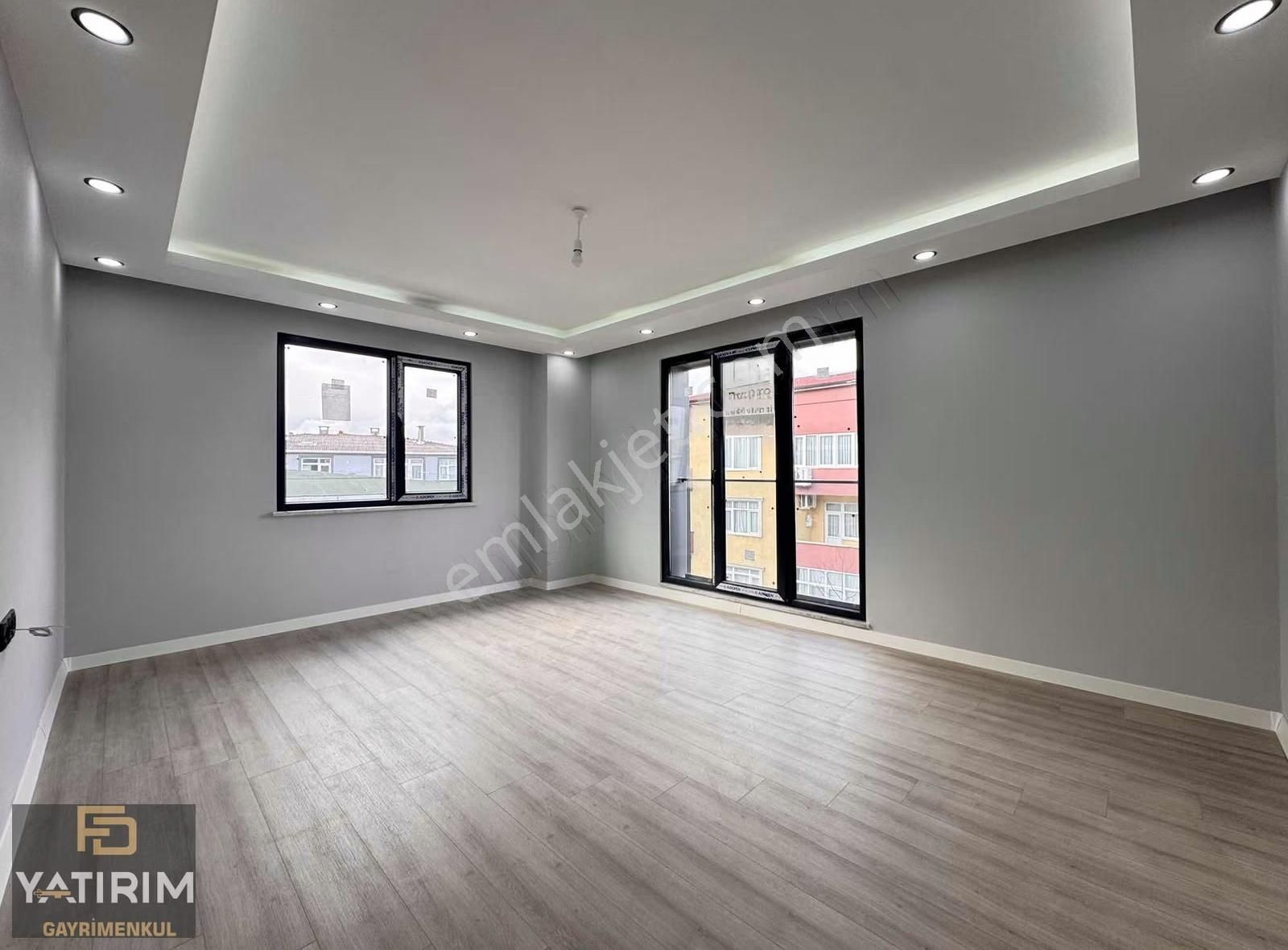 İstasyon Caddesi Ve Marmaray Yakını 2+1 95 M2 Lüx En Üst Kat - Görsel 2