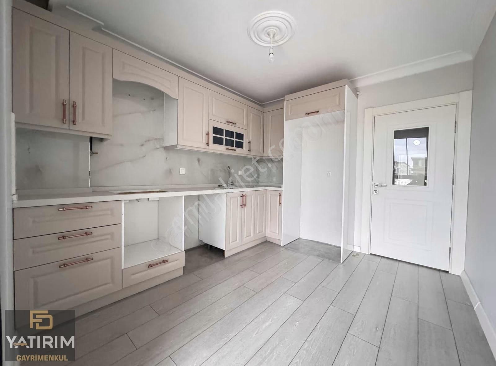 Bayramoğlunda Site İçi Güvenlikli Lüx 3+1 120 M2 Fırsat Ara Kat - Görsel 14