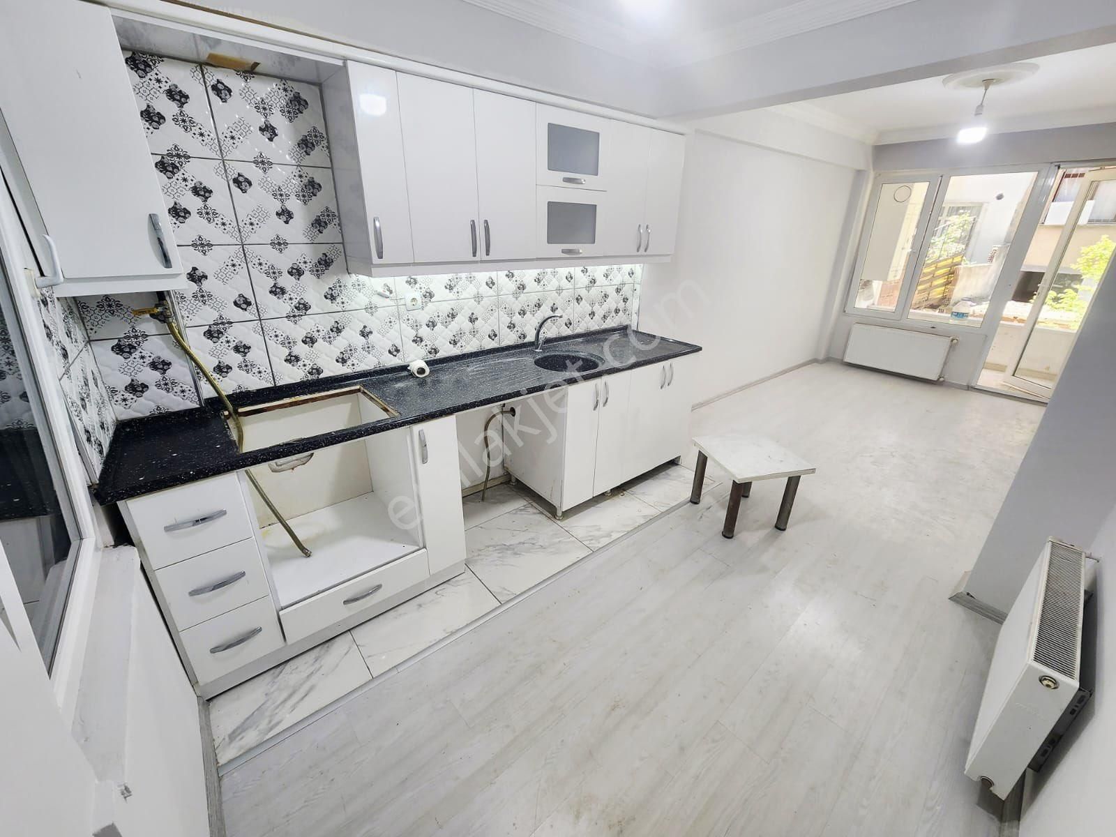 Ciftlik Mahallesinde İci Temiz Satılık Daire - Görsel 9