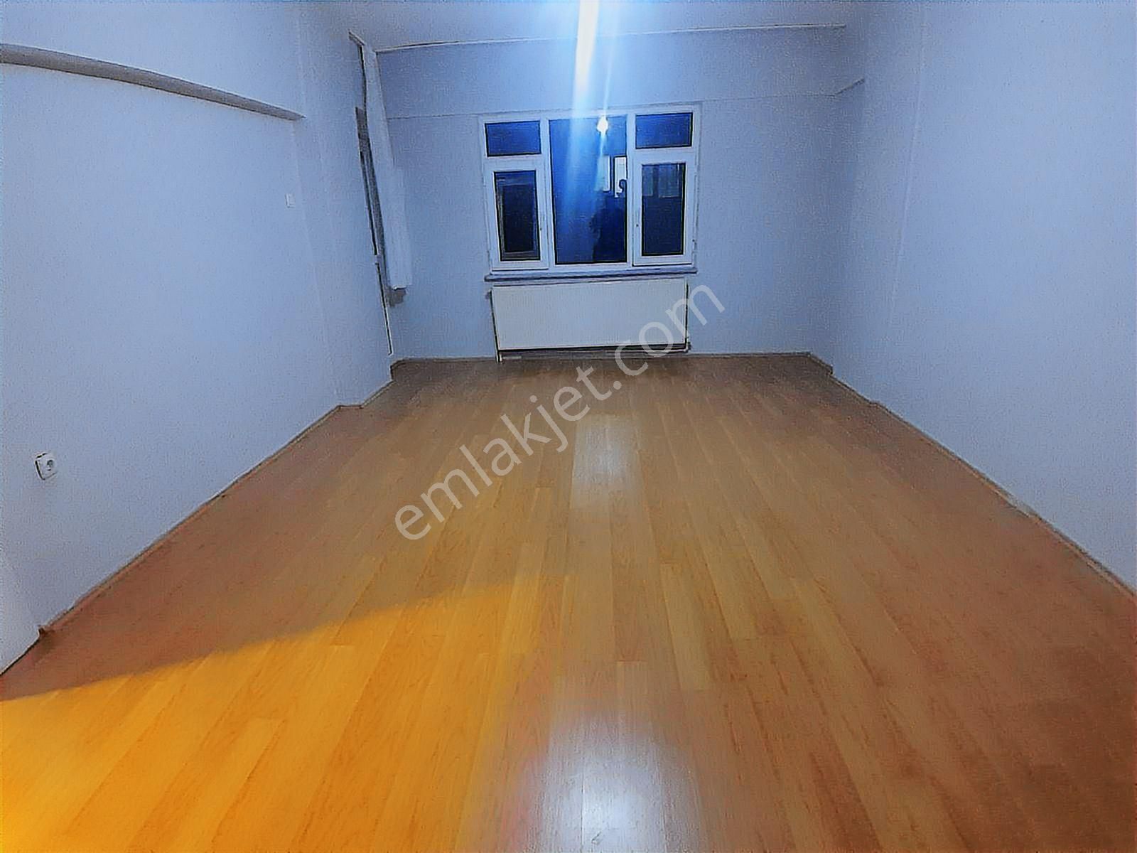Eyüp Akşemsettin De Site İçinde 2+1 Kiralık Daire - Görsel 2
