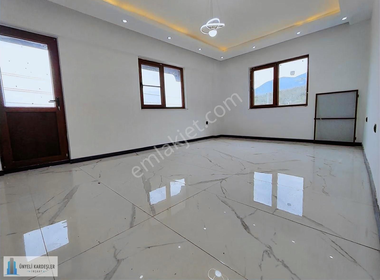 Kervansaray Mahallesinde Doğanın İçinde Kiralık 140 M2 2+1 Daire - Görsel 27