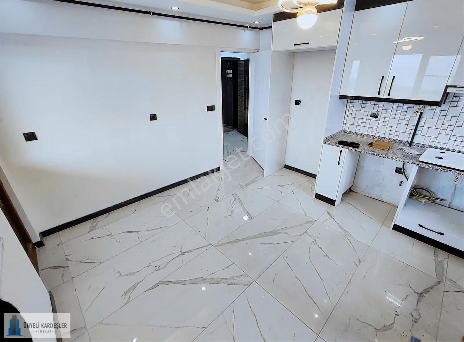 Kervansaray Mahallesinde Doğanın İçinde Kiralık 140 M2 2+1 Daire - Görsel 28