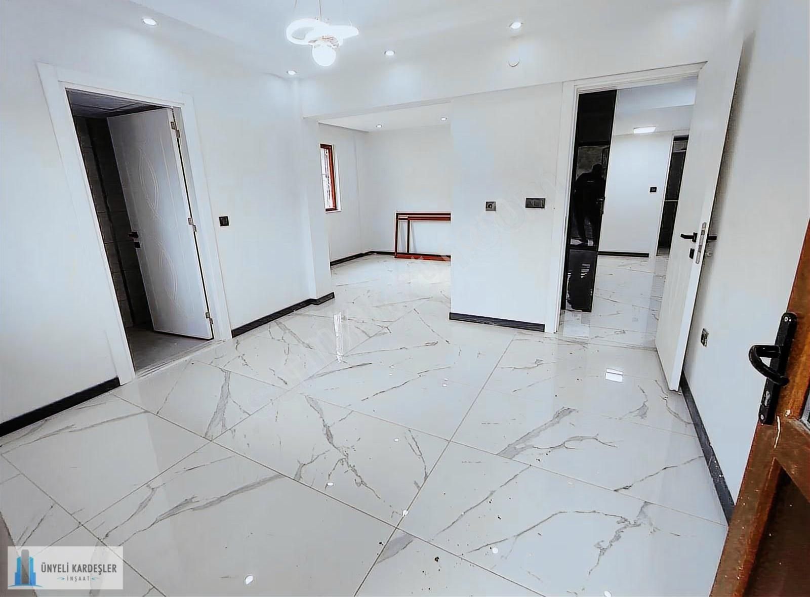 Kervansaray Mahallesinde Doğanın İçinde Kiralık 140 M2 2+1 Daire - Görsel 3