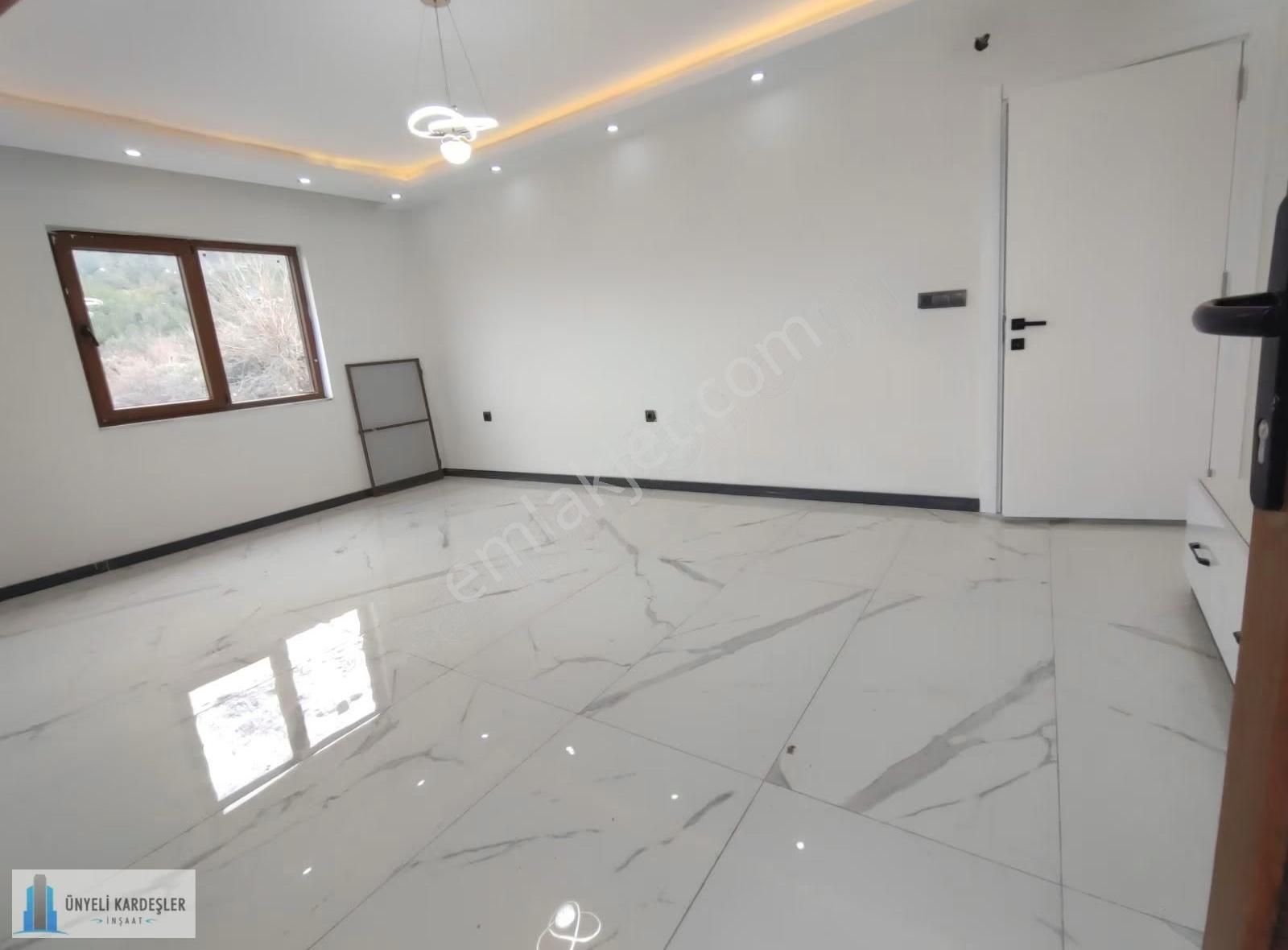 Kervansaray Mahallesinde Doğanın İçinde Kiralık 140 M2 2+1 Daire - Görsel 8