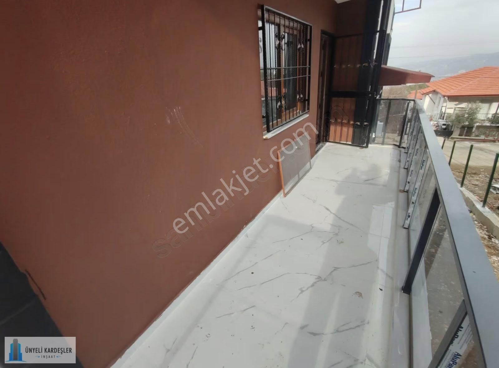 Kervansaray Mahallesinde Doğanın İçinde Kiralık 140 M2 2+1 Daire - Görsel 29