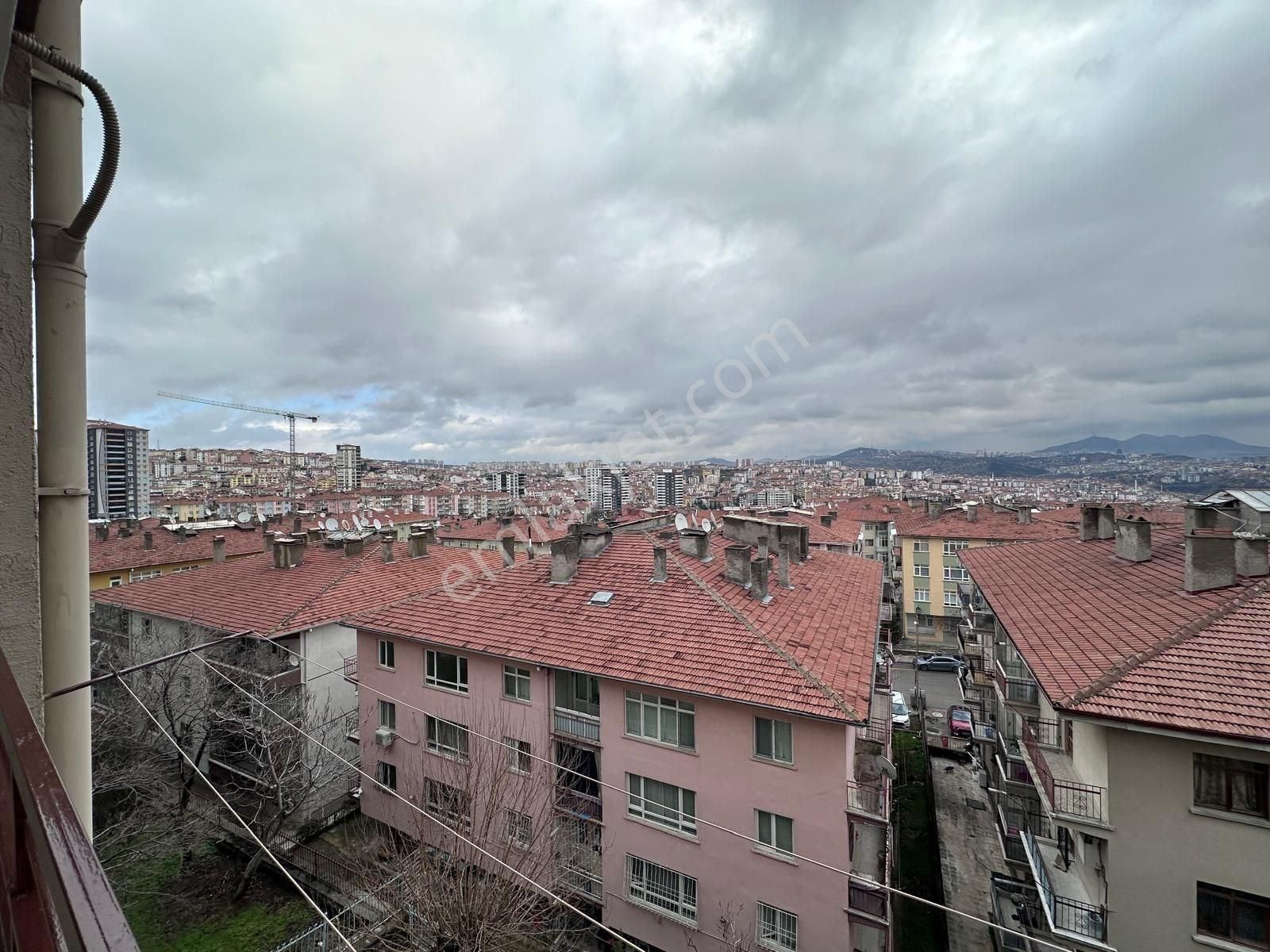 Şenlik Mahallesinde Merkezi Lokasyında Ankara Manzaralı Daire - Görsel 15