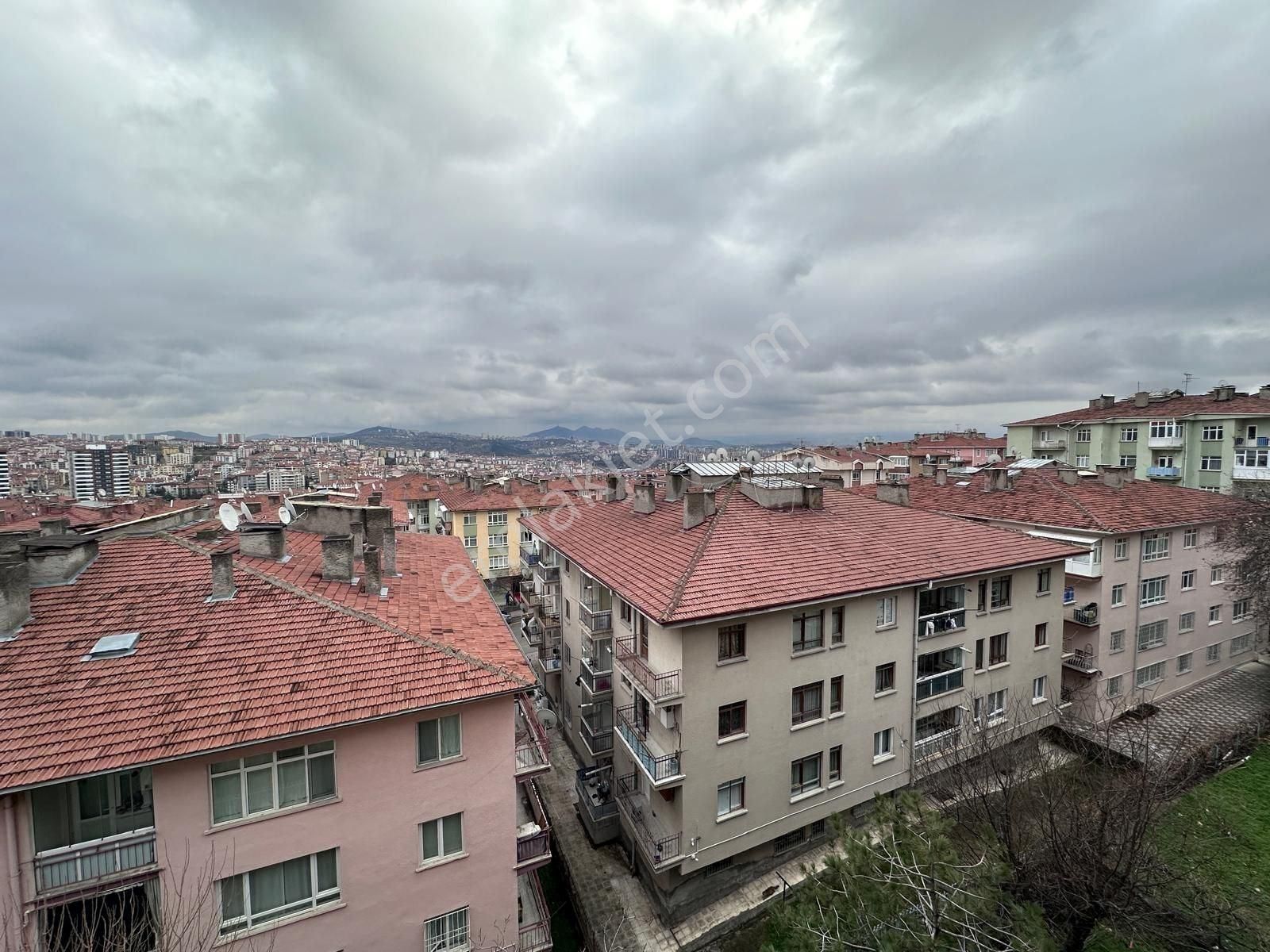 Şenlik Mahallesinde Merkezi Lokasyında Ankara Manzaralı Daire - Görsel 8