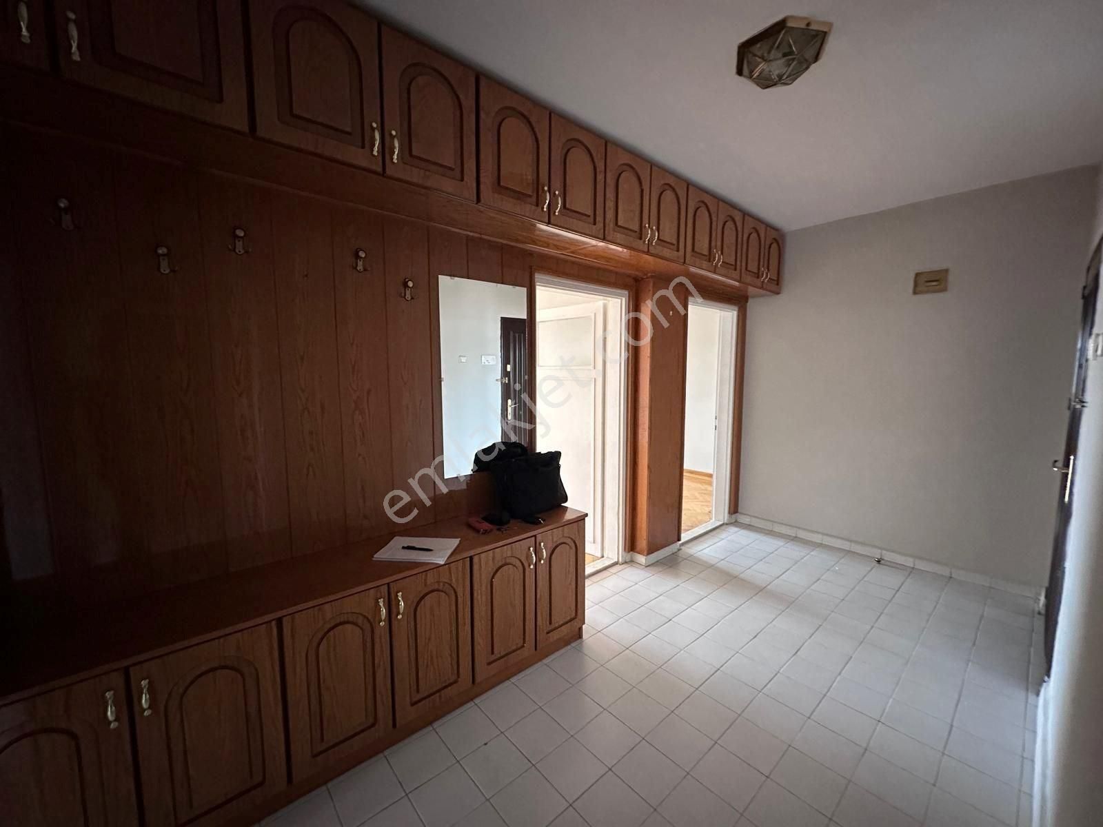 Şenlik Mahallesinde Merkezi Lokasyında Ankara Manzaralı Daire - Görsel 24