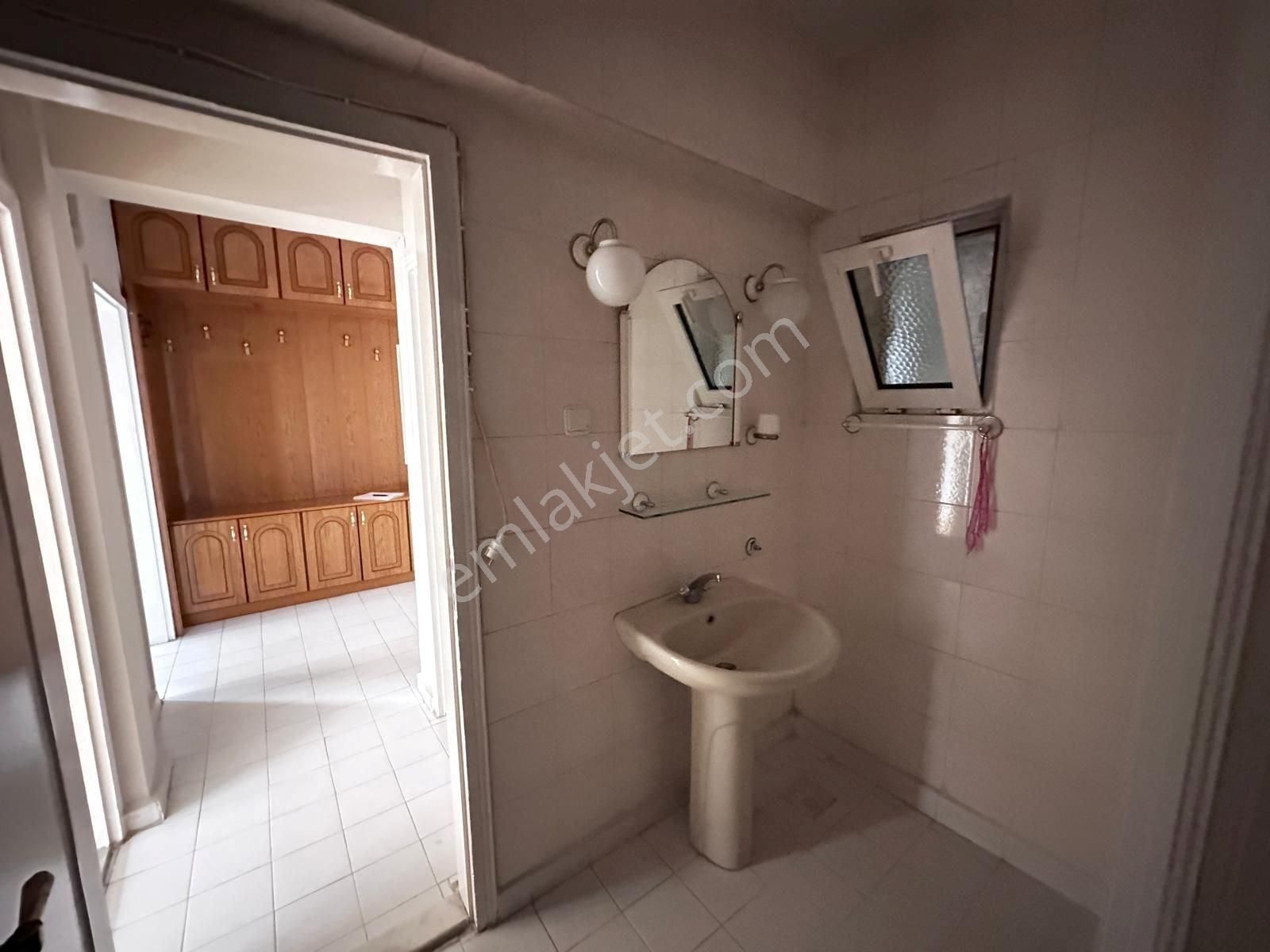 Şenlik Mahallesinde Merkezi Lokasyında Ankara Manzaralı Daire - Görsel 28