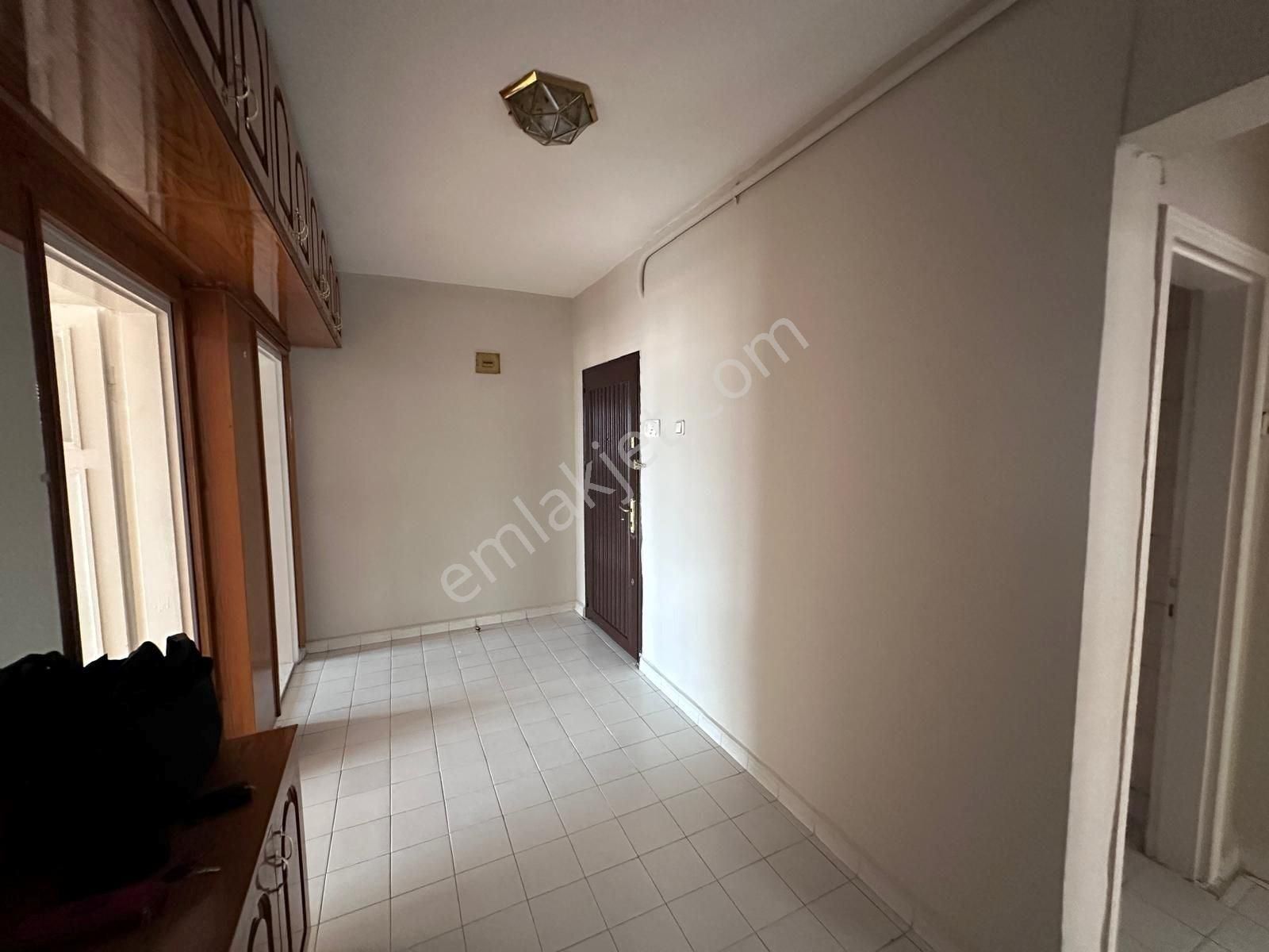 Şenlik Mahallesinde Merkezi Lokasyında Ankara Manzaralı Daire - Görsel 23