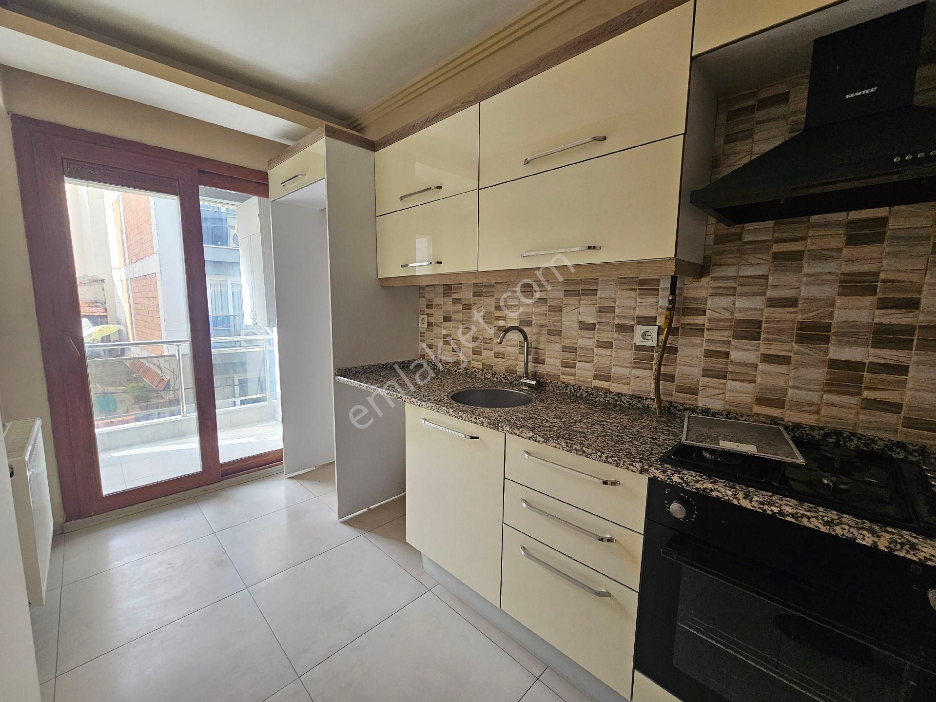 Örnek Köy Mahallesi’nde Full Tadilatlı 2+1 | Ankastre Mutfak | Ara Kat | 28.000 Tl Kira Getirili