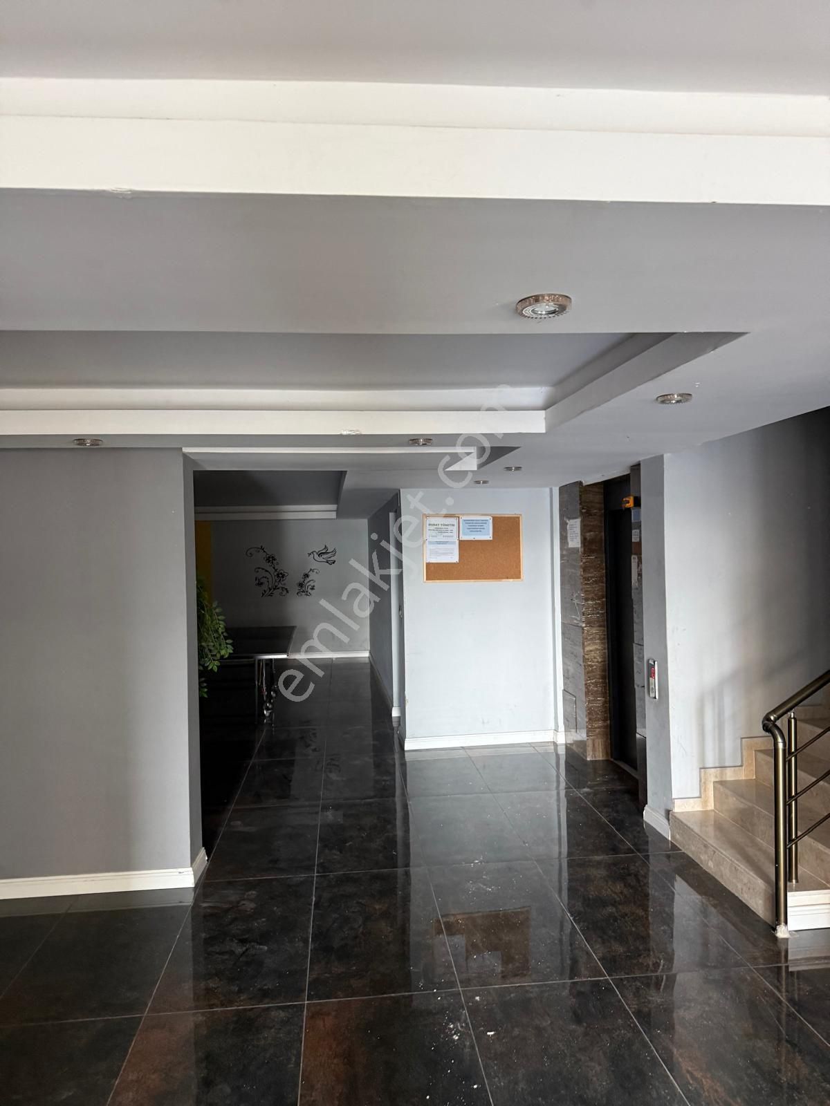 Demirhan Emlak'tan Kozanyolu Üstü 3+1 Kiralık Daire