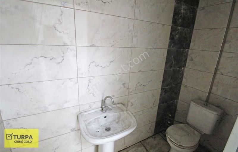 Eşrefpaşa Cad.yakını,işlek 474 Sokak'ta 125m2 Boş Kiralık Dükkan - Görsel 11