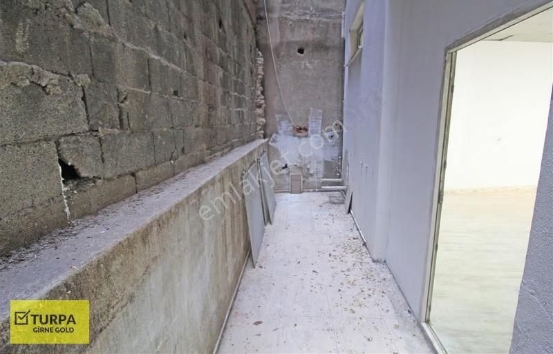 Eşrefpaşa Cad.yakını,işlek 474 Sokak'ta 125m2 Boş Kiralık Dükkan - Görsel 24