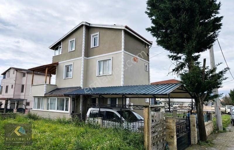 ^^koyuncu Gyrm^^yeniçiftlik Merkez'de Kullanıma Hazır 5+1 Villa - Görsel 2