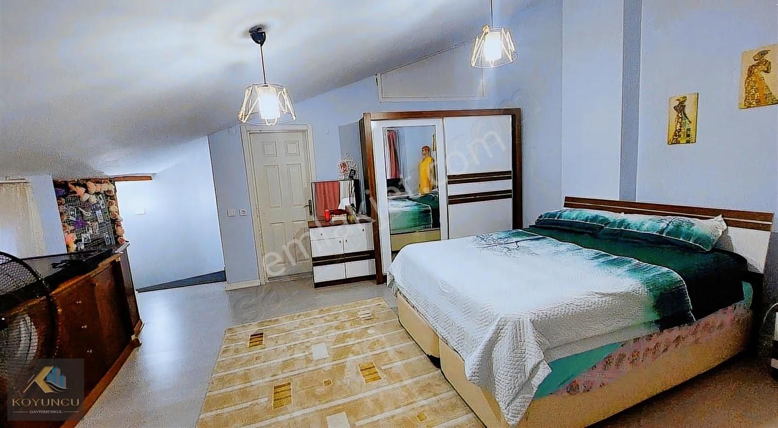 ^^koyuncu Gyrm^^yeniçiftlik'te Denize Yürüme Mesafesi 4+1 Villa - Görsel 4