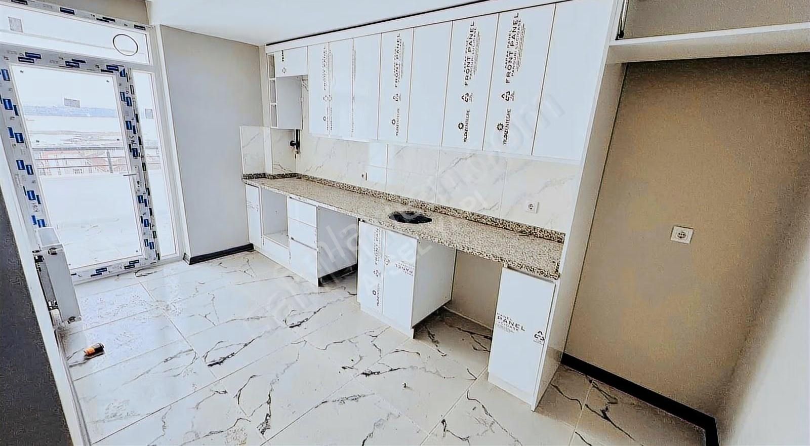 Avcılar Göl Manzaralı Otoparklı Sıfır Dübleks - Görsel 22