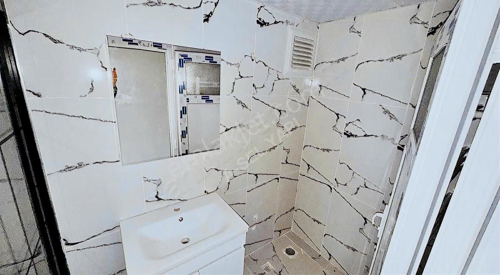 Avcılar Göl Manzaralı Otoparklı Sıfır Dübleks - Görsel 24