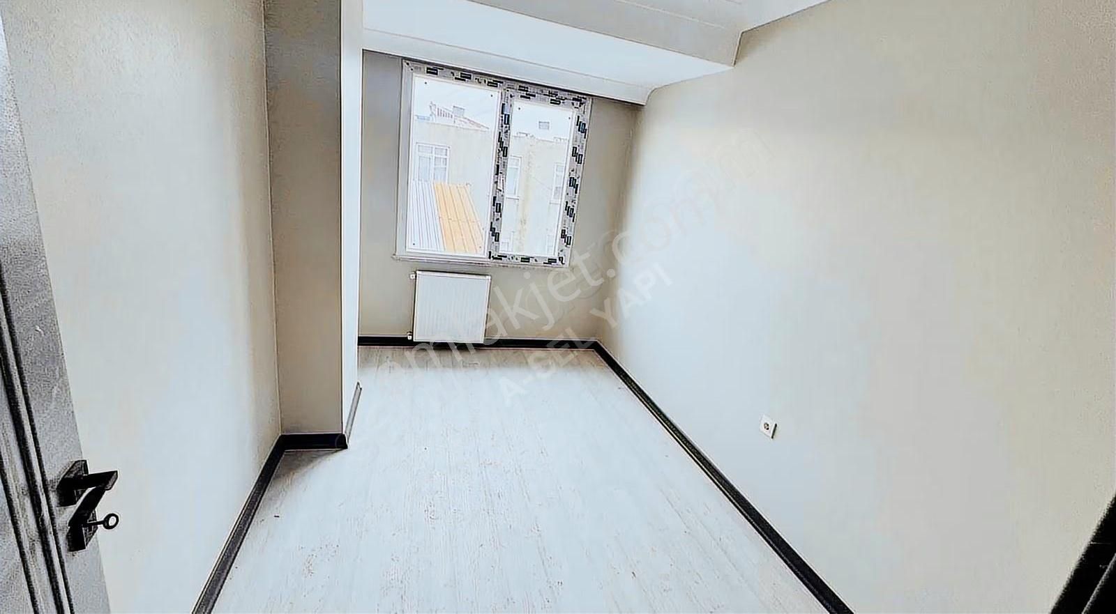 Avcılar Göl Manzaralı Otoparklı Sıfır Dübleks - Görsel 3