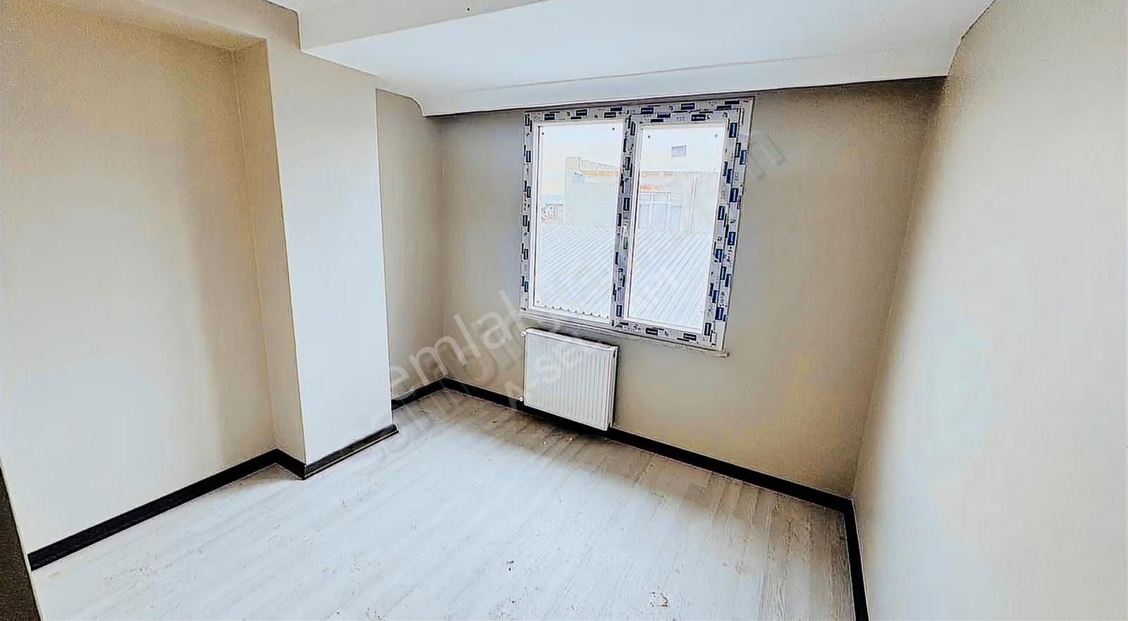 Avcılar Göl Manzaralı Otoparklı Sıfır Dübleks - Görsel 20