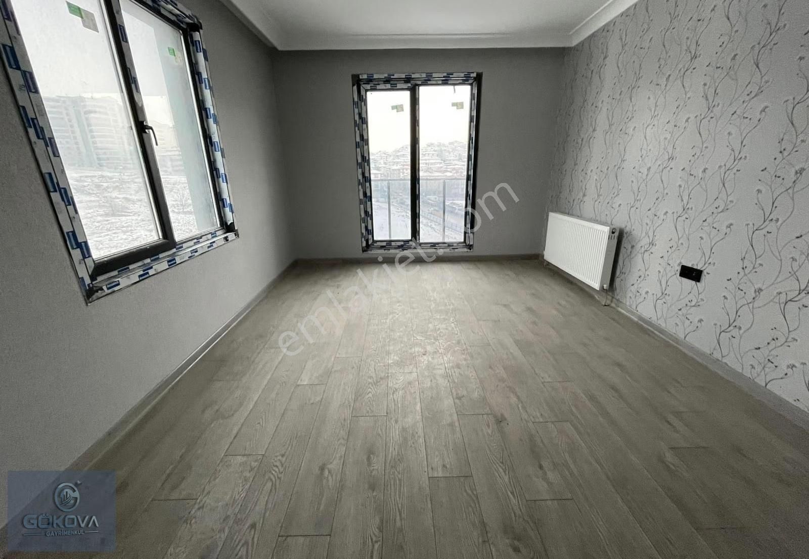 Başkent Caddesin Tam Donanımlı Site Dairesi - Görsel 14