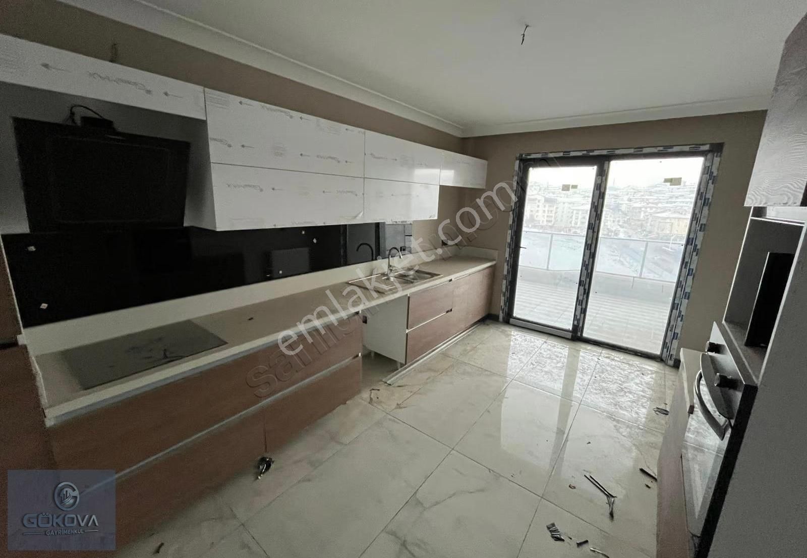 Başkent Caddesin Tam Donanımlı Site Dairesi - Görsel 26