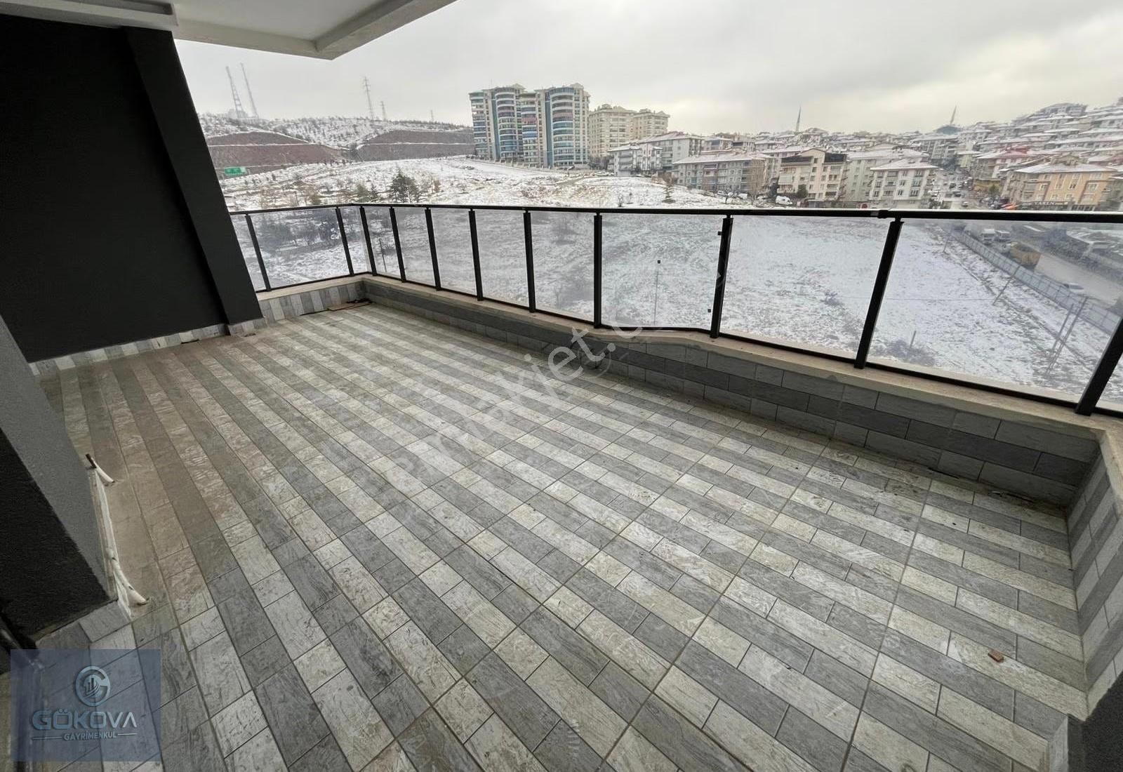 Başkent Caddesin Tam Donanımlı Site Dairesi - Görsel 18