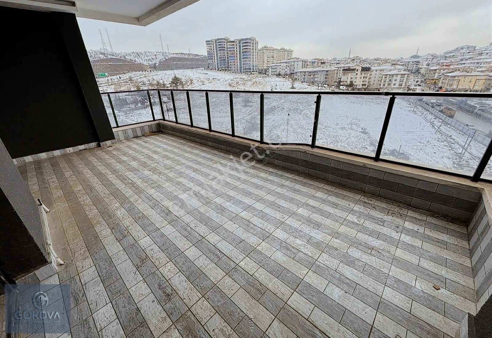 Başkent Caddesin Tam Donanımlı Site Dairesi - Görsel 16