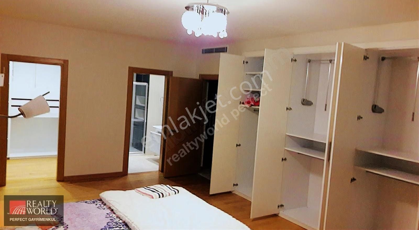 Zekeriyaköyde Tam Müstakil Havuzlu Güvenlik 7+2 Forlex Asansürlü - Görsel 32