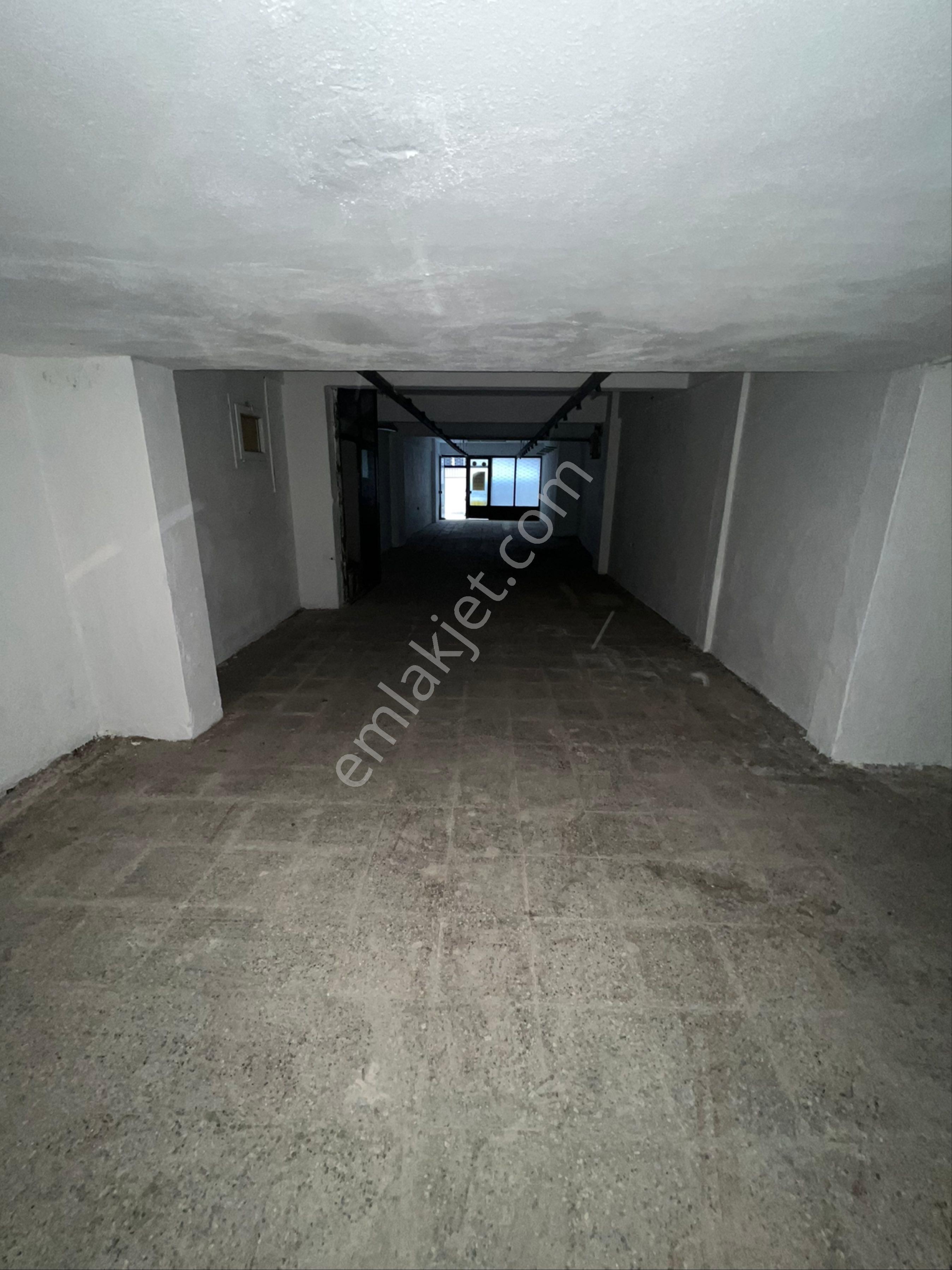 Ersü'den 120m2 Mızraklı Caddesi Yakını Atölye-depo Uygun Dükkan - Görsel 9