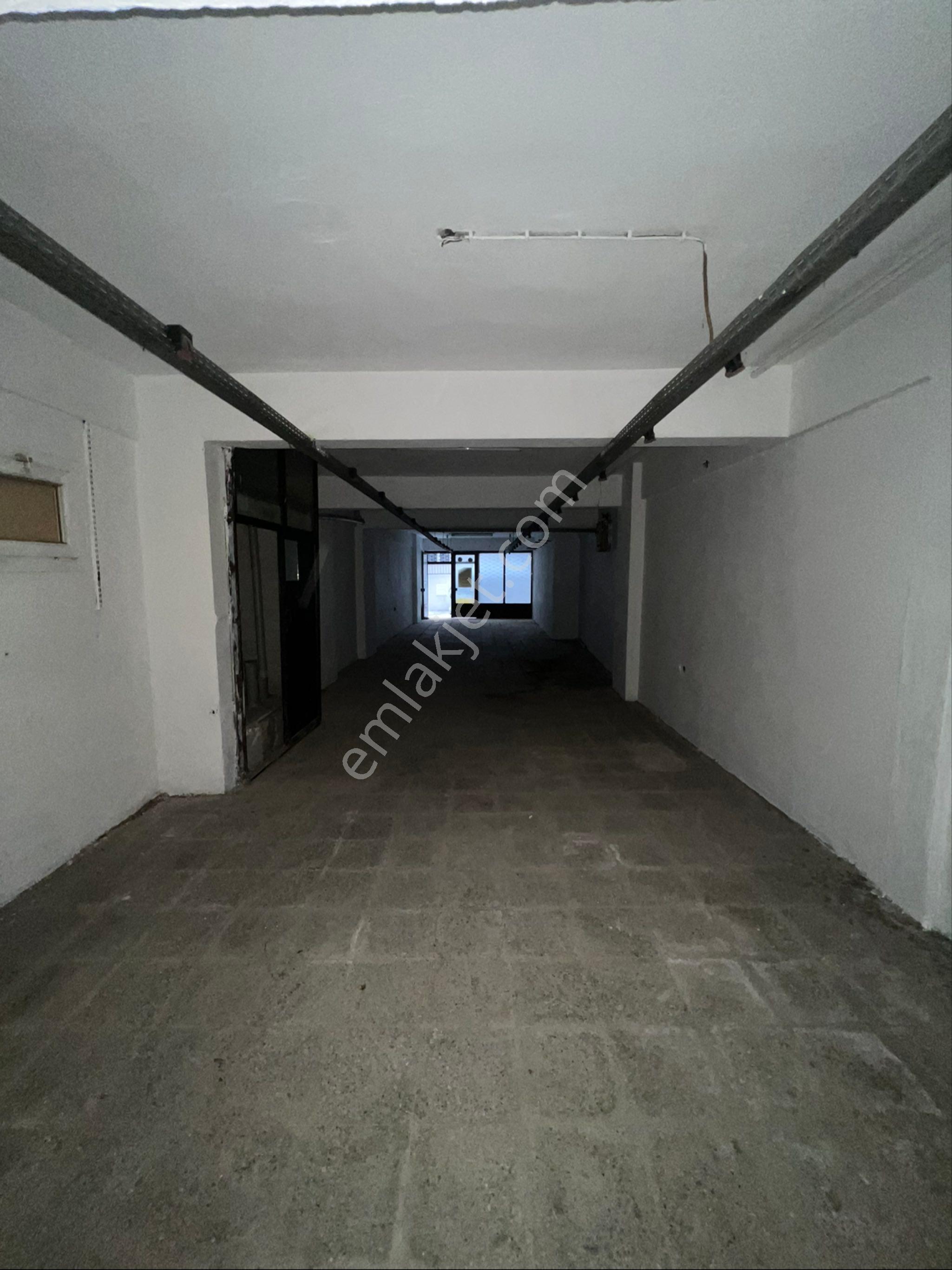 Ersü'den 120m2 Mızraklı Caddesi Yakını Atölye-depo Uygun Dükkan - Görsel 4