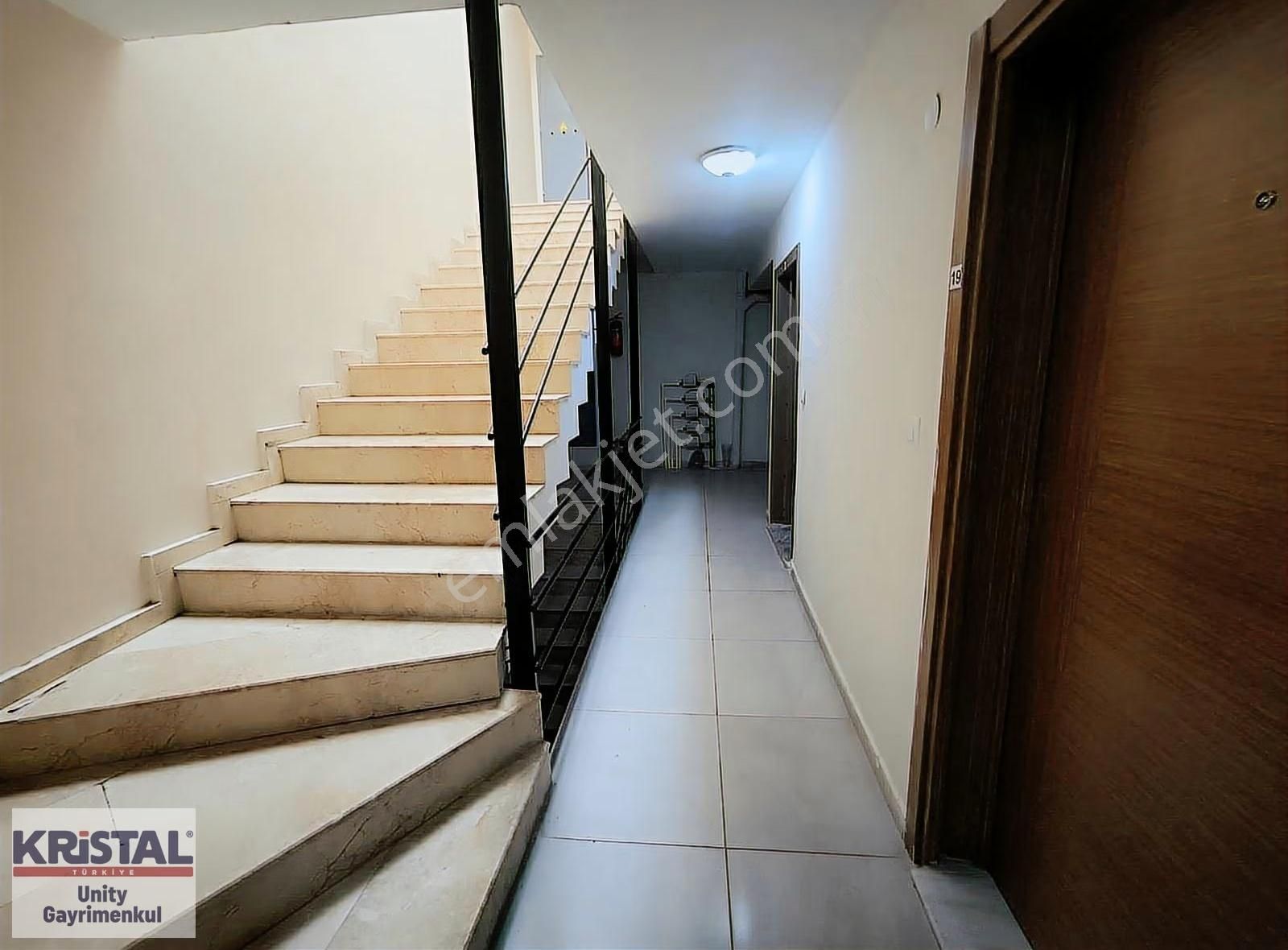 Büyükderede Teraslı Satılık Geniş Daire - Görsel 19