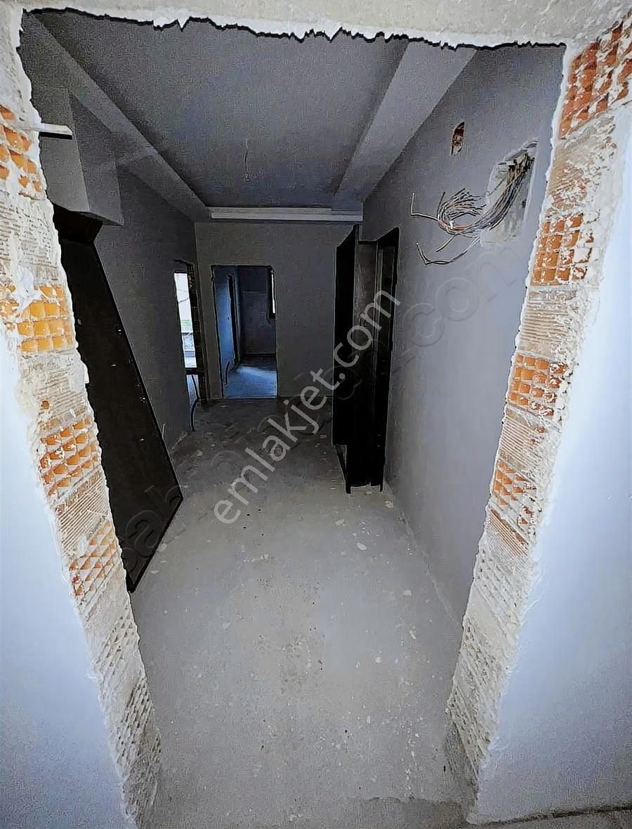 Altıkat Emlaktan Sıfır 2+1 Şehir İçinde Daıre