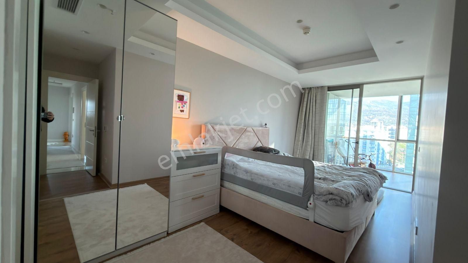 İzmir Karşıyaka Aypark Rezidansta Satılık Geniş Tip 3+1 Daire - Görsel 18