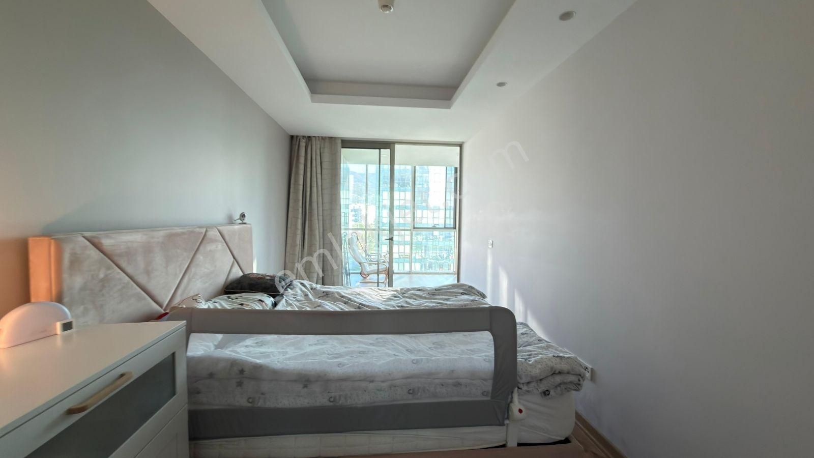 İzmir Karşıyaka Aypark Rezidansta Satılık Geniş Tip 3+1 Daire - Görsel 8