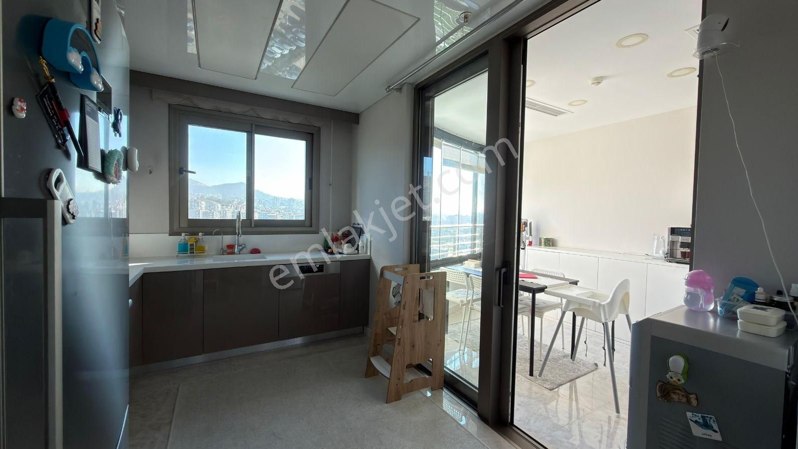 İzmir Karşıyaka Aypark Rezidansta Satılık Geniş Tip 3+1 Daire - Görsel 11