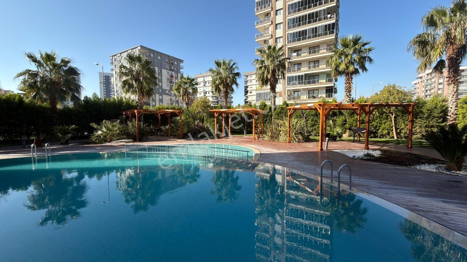 İzmir Karşıyaka Aypark Rezidansta Satılık Geniş Tip 3+1 Daire - Görsel 35