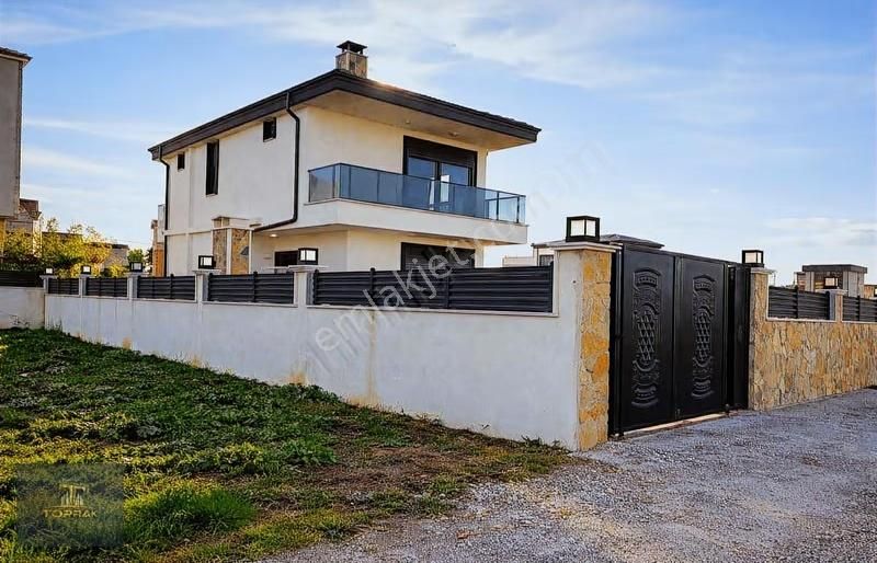 \\\toprak İnşaat \\\havuzlu İskanlı Villa - Görsel 12