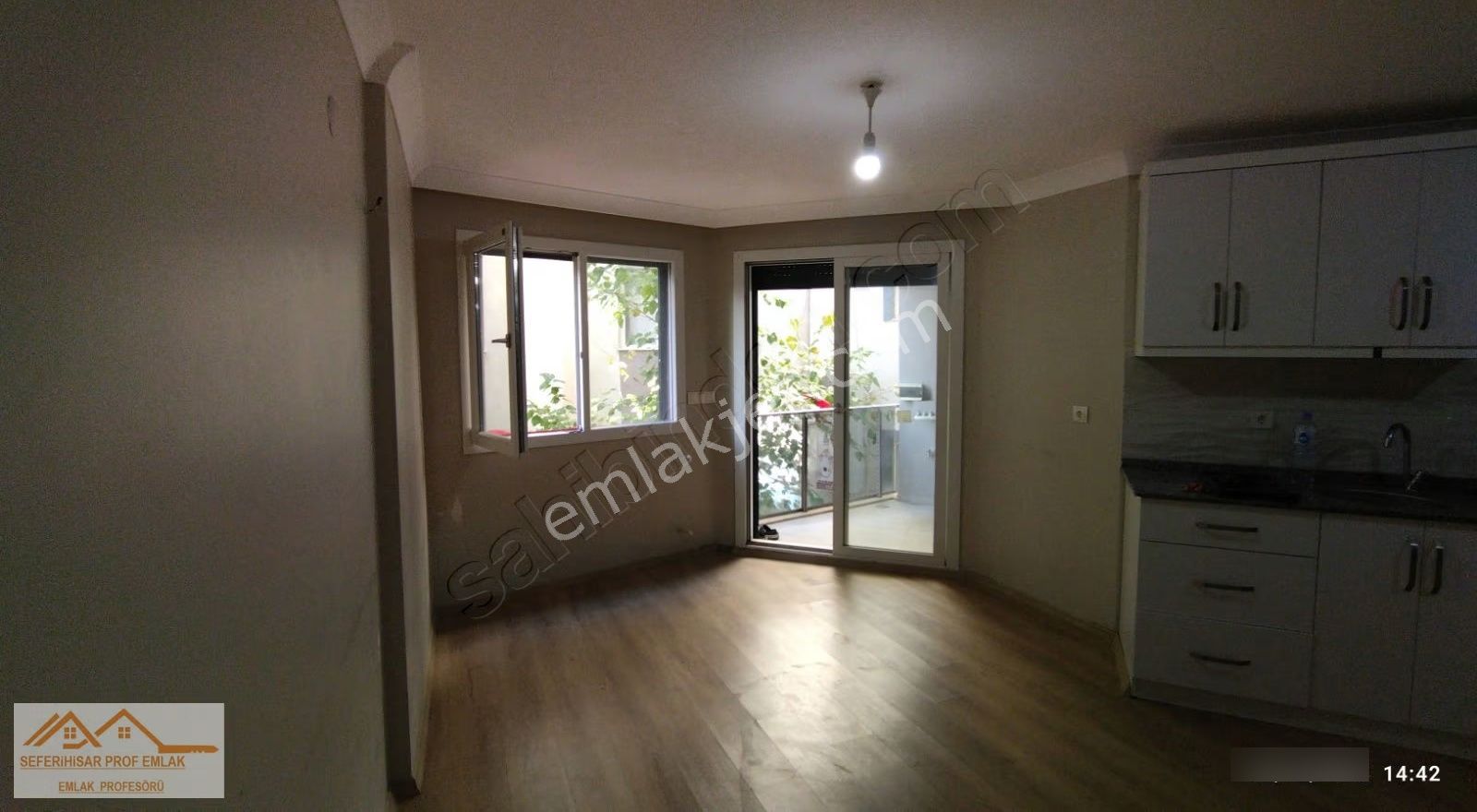 Seferihisar Merkezde Hastahane Yakını 1+1 Daire - Görsel 7