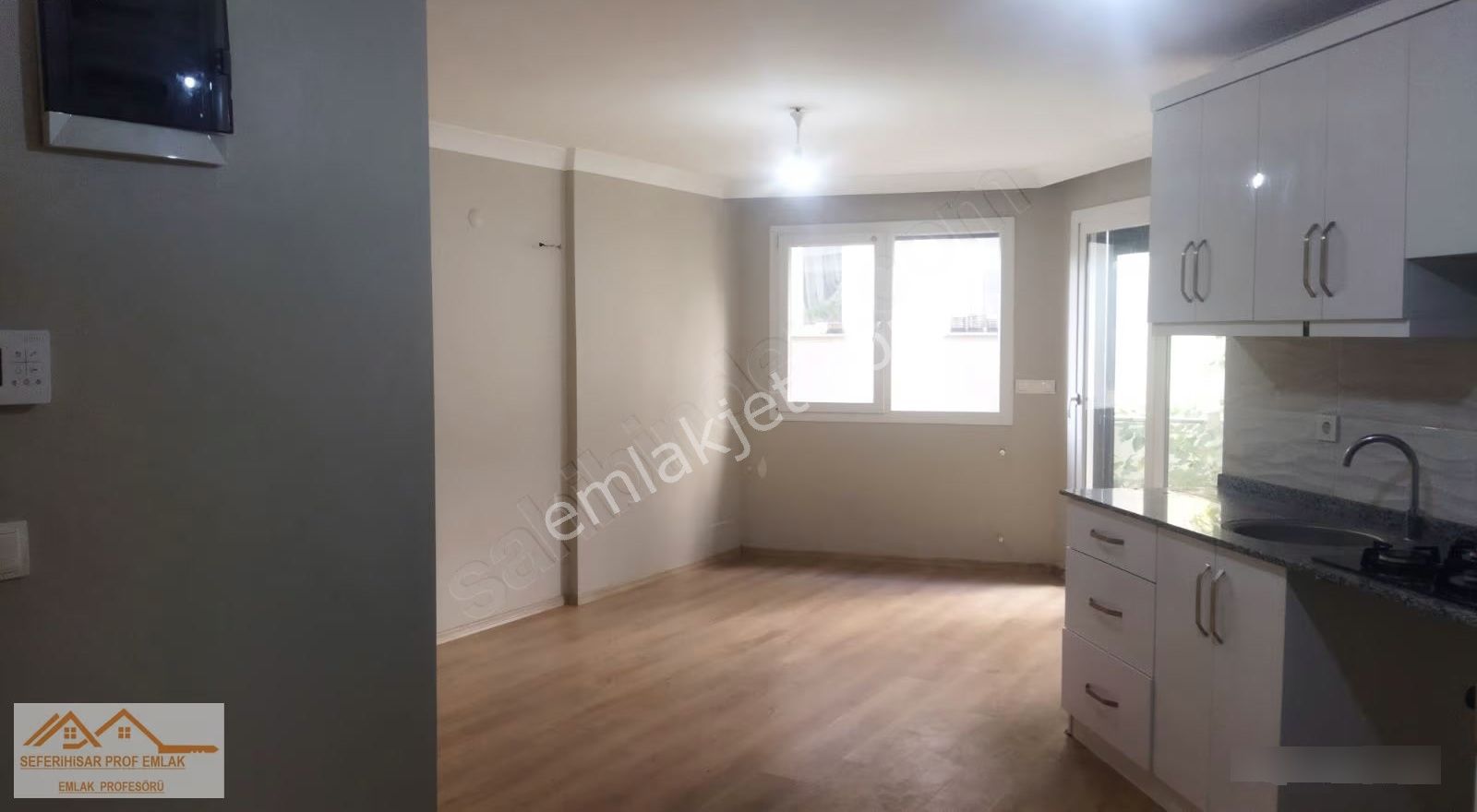 Seferihisar Merkezde Hastahane Yakını 1+1 Daire - Görsel 17