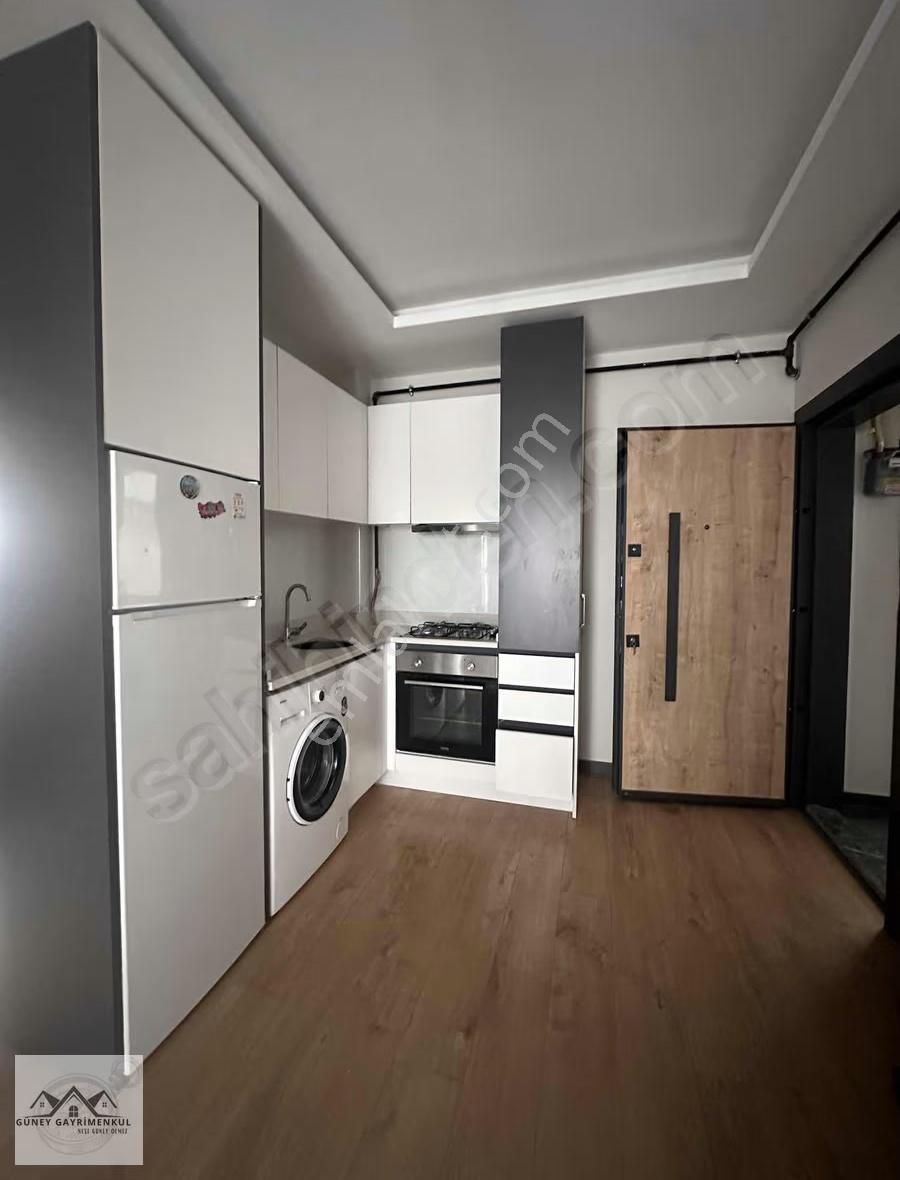 Güney'den Tam Merkez Ceylan Plus'da Kiralık 2+1 Köşe Daire - Görsel 15