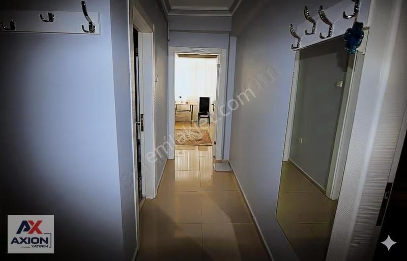 Gazi Mahallesinde Merkezi Konumda Satılık 3+1 Ara Kat Daire - Görsel 2