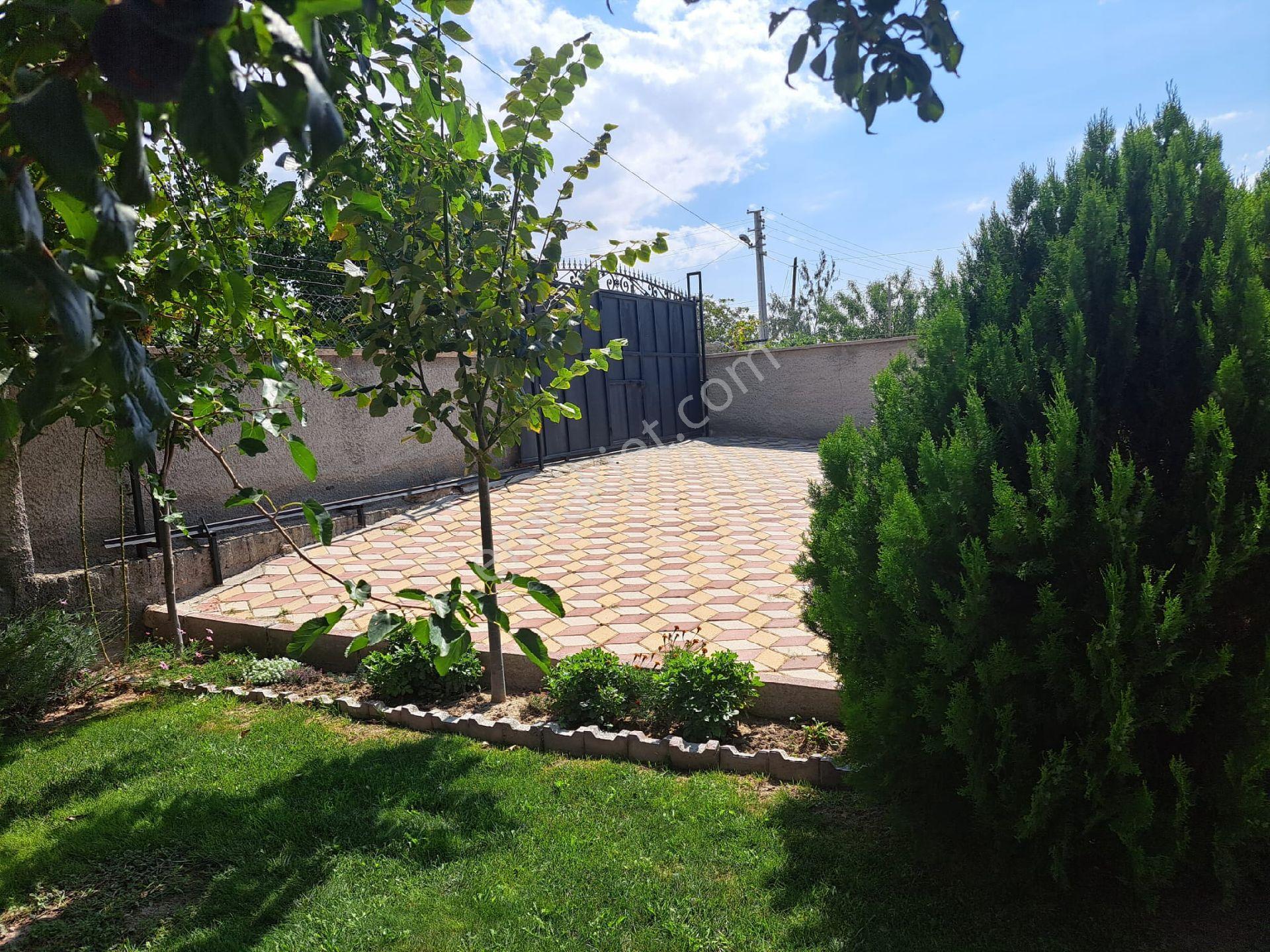 Satılık Vılla Niğde Bor Bentkavak Mekinde 1264 M² Arsa İçerisinde - Görsel 15