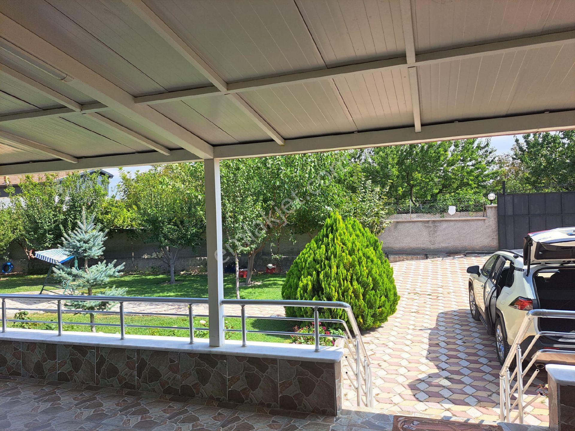 Satılık Vılla Niğde Bor Bentkavak Mekinde 1264 M² Arsa İçerisinde - Görsel 4