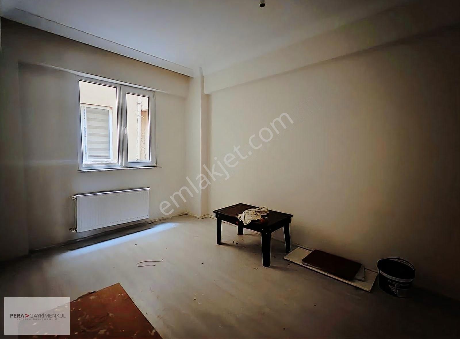 Pera'dan Barbaros'da Kiralık 1+1 Daire - Görsel 10