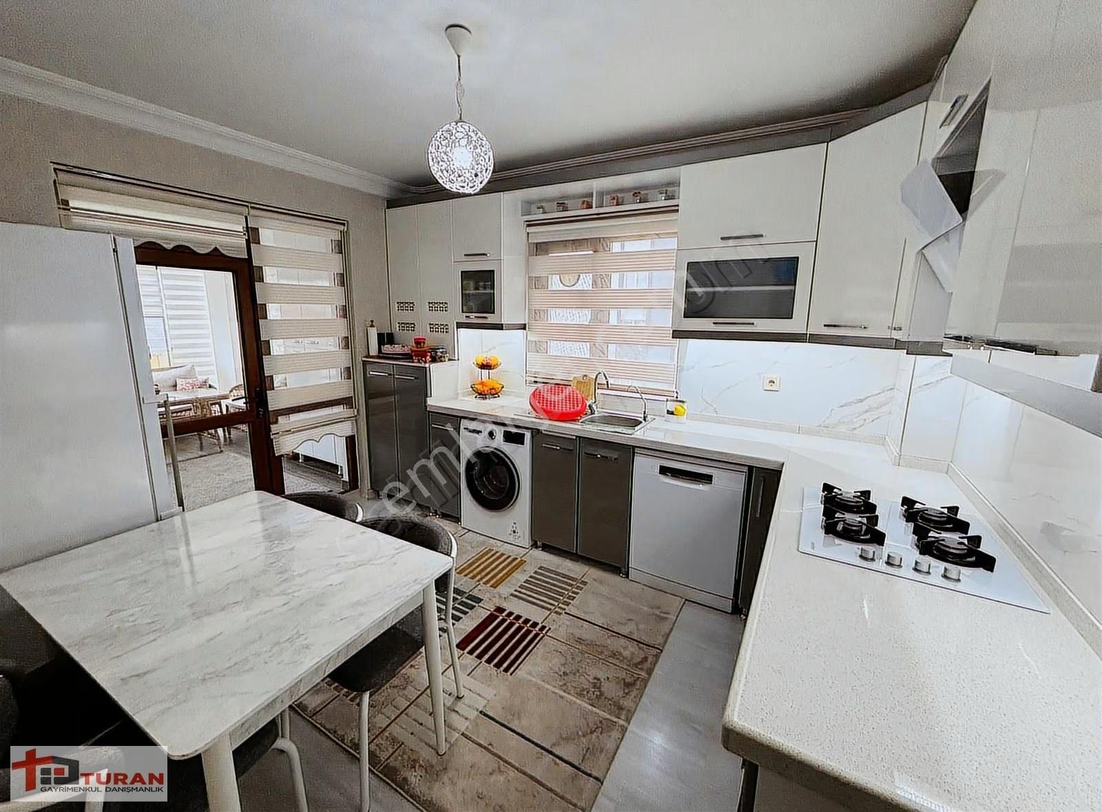 Barıştepe'de Ultra Lüks Yapılı Emsali Olmayan Fiyat Geniş 3+1 ** - Görsel 24